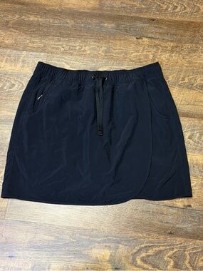 Patagonia Fleetwith Skort Women’s Large Black Athletic Hiking Stretch Skirt